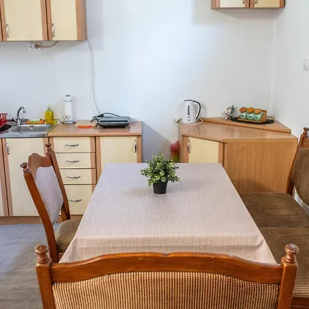 Apartment Smjestaj Biker *